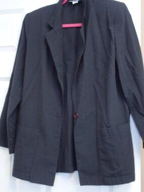 Women's Sag Harbor Black Blazer Size 10
